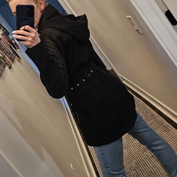 NWT Michael Kors Black Quilted Jacket with Removable Hood - SIZE SMALL - Picture 4 of 16